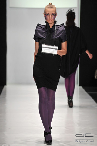 Latest Fashion contrfashion