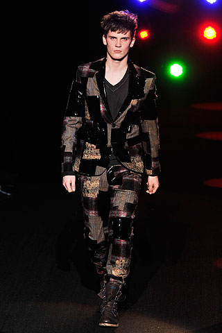 Custo Barcelona Fall 2010 Collectionq