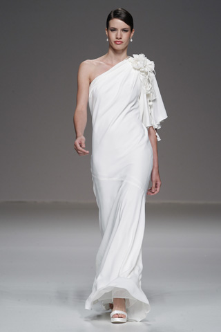 Bridal Dresses Show 2011 by Cymbeline