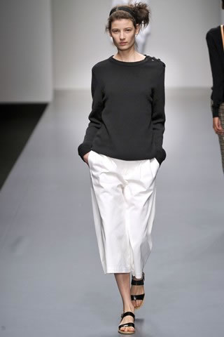 London Fashion Week 2011 Daks