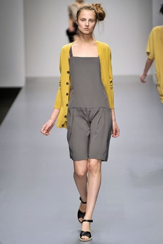 Daks SpringSummer Collection 2011