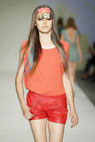 Daryl van Wouw Catwalk Fashion Show 2011