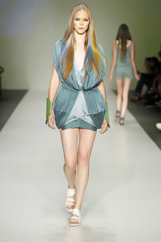 Daryl van Wouw Catwalk Fashion Show 2011