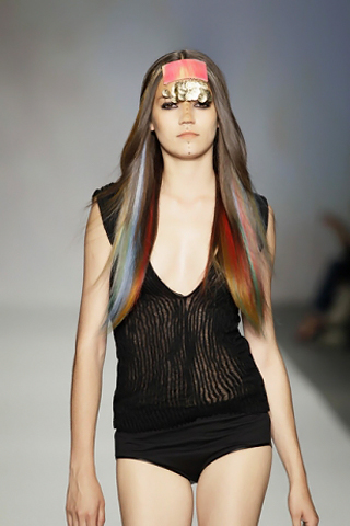 Daryl van Wouw Catwalk Fashion Show 2011