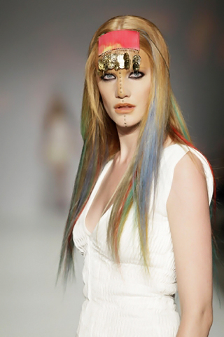 Darylvanwouw Catwalk Fashion Show 2011 at AIFW