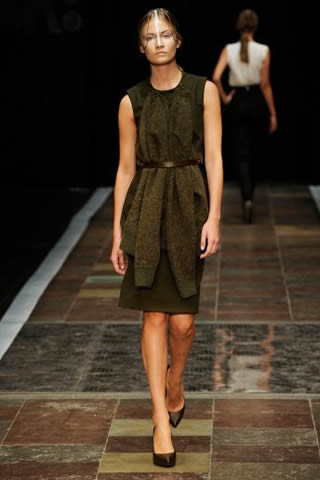 Latest Fashion Trends 2011 Collection