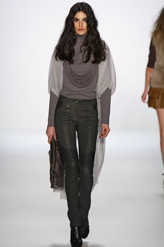 Mercedes Benz Berlin 2011/12 Collection Dimitri