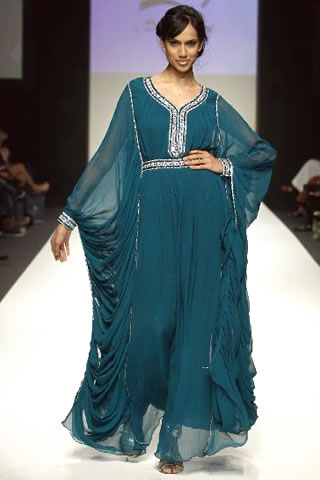 Divya Oswal UAE Dress Designer 2010 Collection