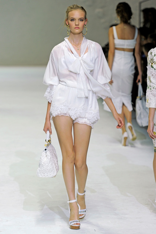 2010 Runway Fashion Shows Photos