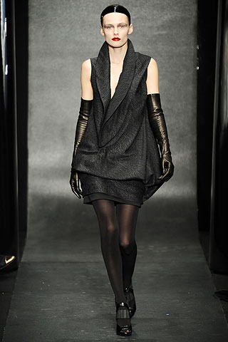 Donna Karan Fall 2010 Collection