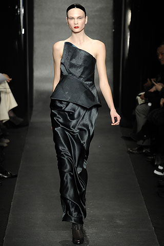 Donna Karan Fall 2010 Collection