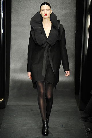 Donna Karan Fall 2010 Collection