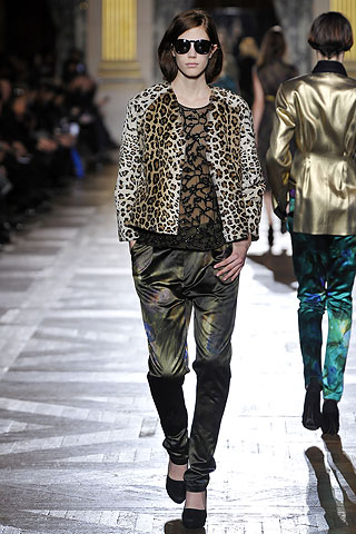 Dries Van Noten Fall/winter 2010/11 Collection