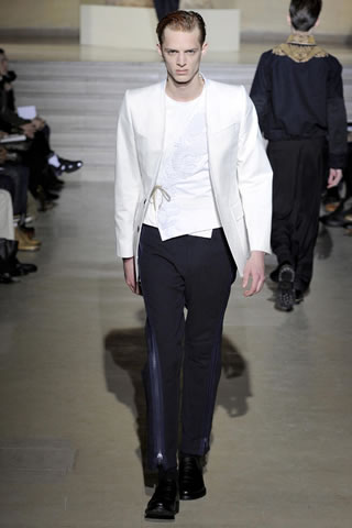 Dries Van Noten Fall/Winter 2011 Collection