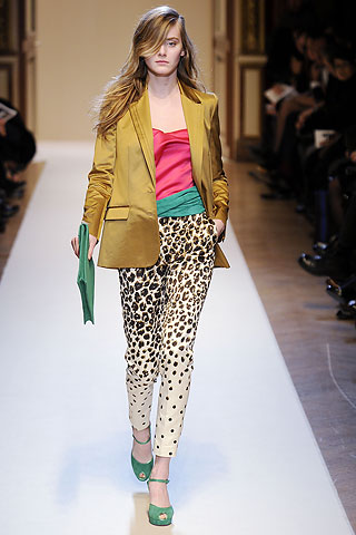 Emanuel Ungaro Fall/Winter 2010/11 Collection