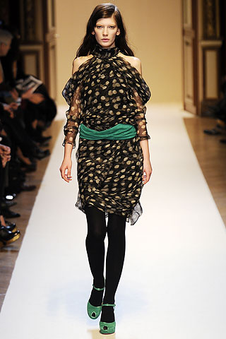Emanuel Ungaro Fall/Winter 2010/11 Collection