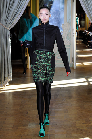 emanuel ungaro ready to wear fall 2011 collection 15