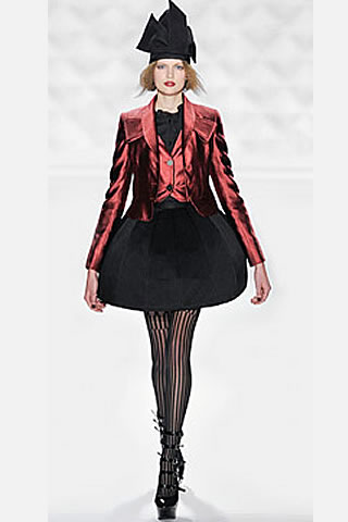 Erin Featherston Fall 2009