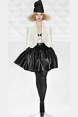 Erin Featherston Fall 2009