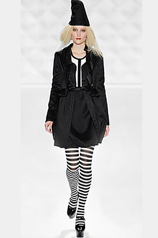 Erin Featherston Fall 2009