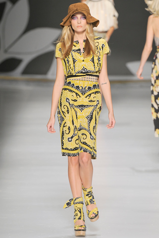 Etro SpringSummer Collection 2011