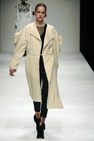 Eun Jeong Autumn/Winter 2010 Collection