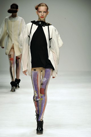 Eun Jeong Autumn/Winter 2010 Collection