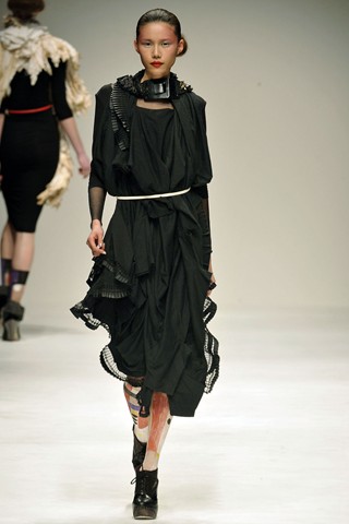 Eun Jeong Autumn/Winter 2010 Collection