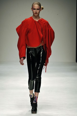 Eun Jeong Autumn/Winter 2010 Collection