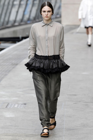 Spring 2011 Fashion Shows Photos