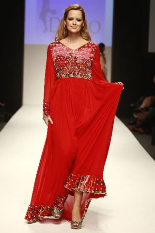 Dubai Fashion Week 2010 Photos