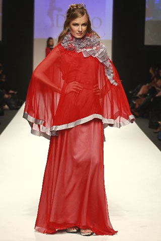 Dubai Clothing Industry 2011