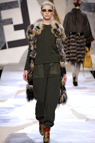 Fendi Fall 2011 Collection Milan Fashion Week