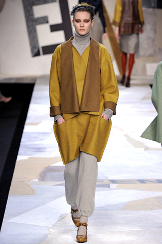 Fendi Fall 2011 Collection Milan Fashion Week
