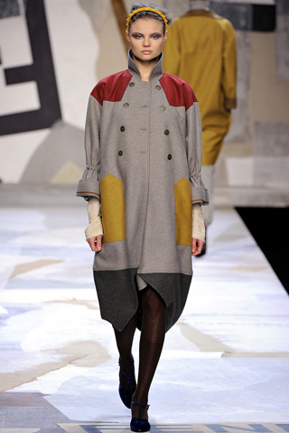 Fendi Fall 2011 Collection Milan Fashion Week