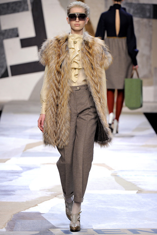 Fendi Fall 2011 Collection Milan Fashion Week