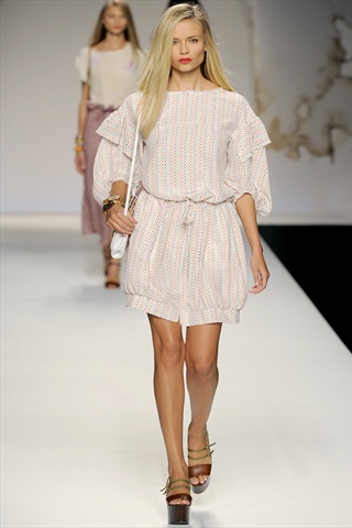 Summer 2011 Fashion Shows pictures