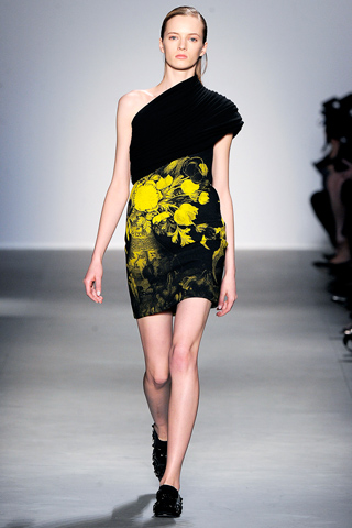 giambattista valli ready to wear fall 2011 collection 12