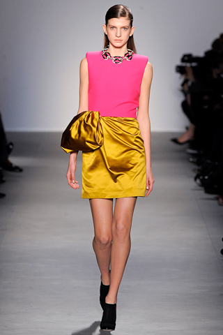 giambattista valli ready to wear fall 2011 collection 30