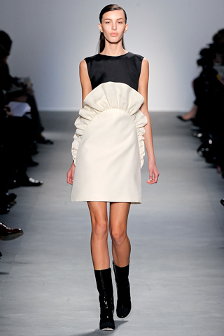 giambattista valli ready to wear fall 2011 collection 32