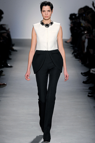 giambattista valli ready to wear fall 2011 collection 34