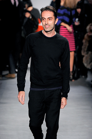 giambattista valli ready to wear fall 2011 collection 50