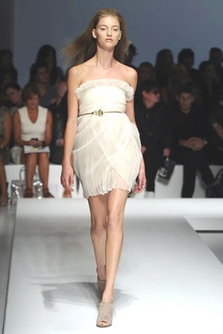 Gianfranco Ferre Spring/Summer 2010