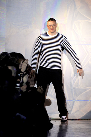 giles aw 2011 london fashion week giles deacon