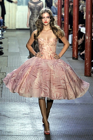 2011 CatWalk Fashion Pictures