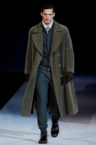 Giorgio Armani Fall 2011 Men's Collection