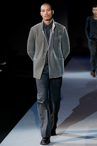 Giorgio Armani Fall 2011 Men's Collection