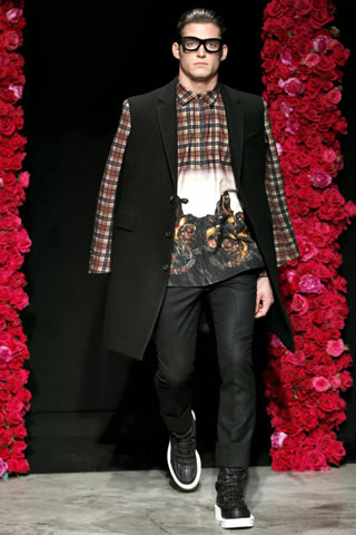 Fashion Designer 2011 Fall/Winter Collection