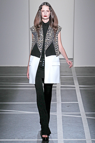 Paris Fashion Week Spring/Summer 2011