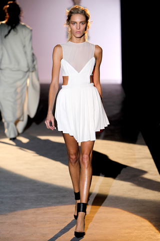 hakaan collection paris fashion week ready to wear 2011 17